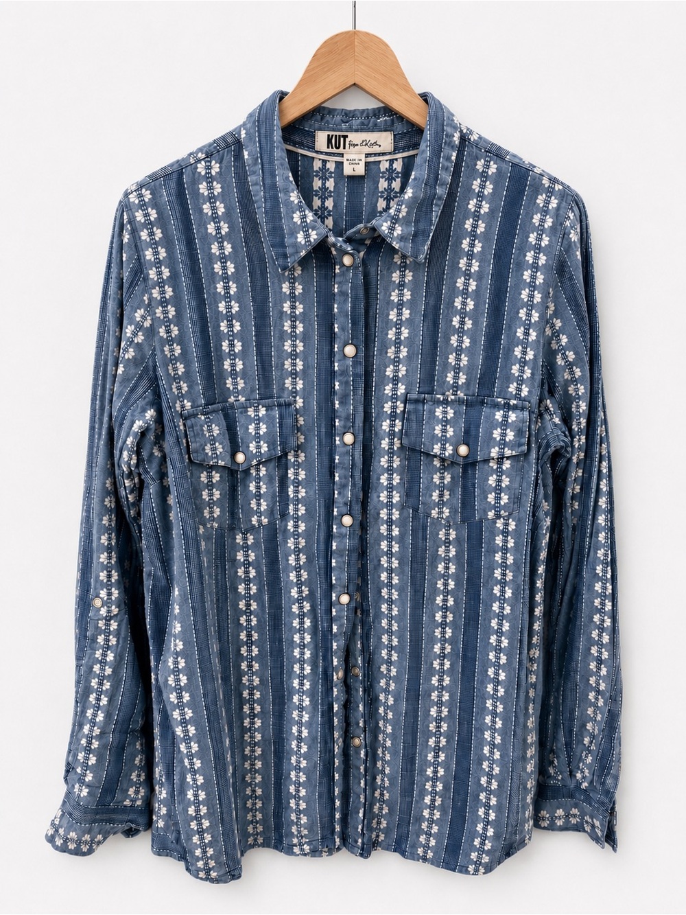 KUT from the Kloth Blue Floral Snap Button Down Top Chambray Western Indigo - Picture 2 of 3